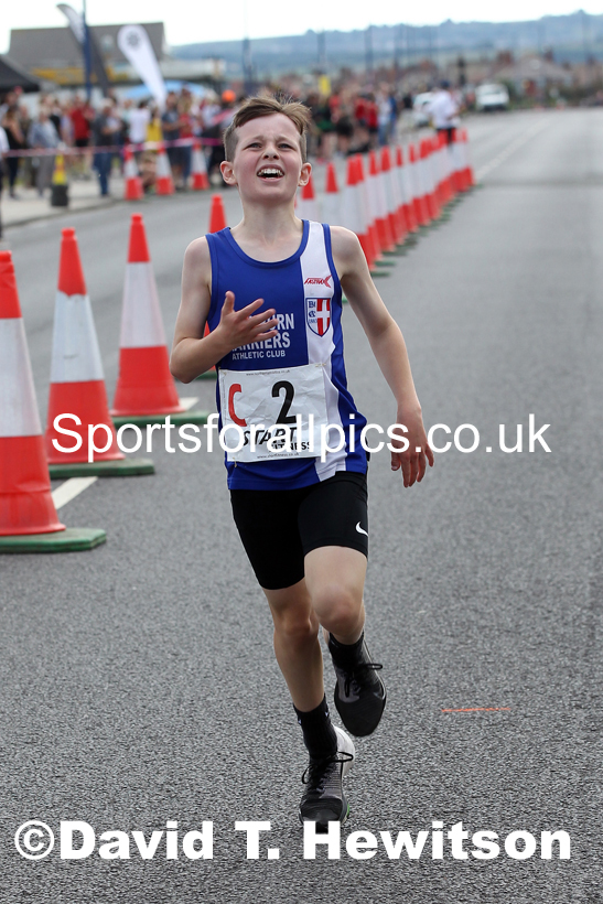 Boys under-13s 2021 Northern 6 and 4 Stage and Young Athletes Road Relays, Redcar. Photo: David T. Hewitson/Sports for All Pics